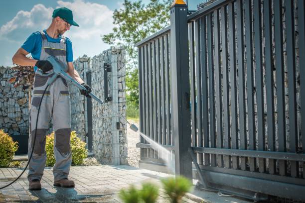 Best Gutter Cleaning  in Garden Grove, FL